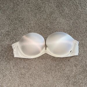 Victorias Secret Very Sexy Strapless Bra